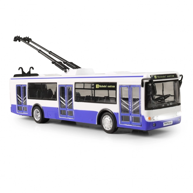 Trolleybus die haltes in het Tsjechisch meldt 28 cm blauw