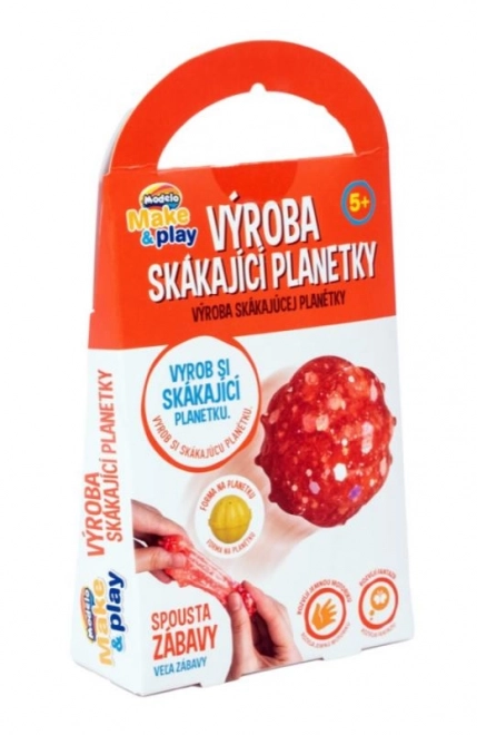 Productie van oranje stuiterbal