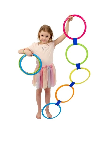 Colorful Jumping Rings