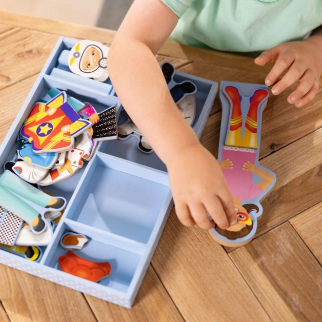 Magnetische aankleden - Julie