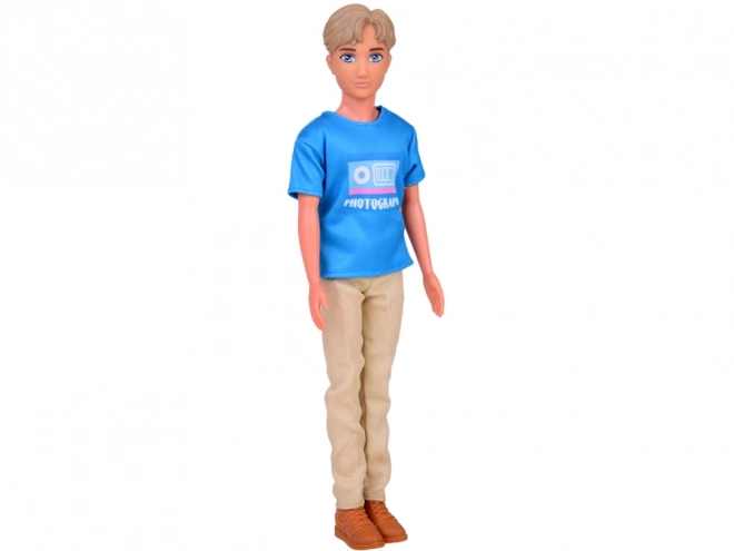 Anlily Puppe – stylischer Junge Paulo im blauen T‑Shirt und beigen Hosen