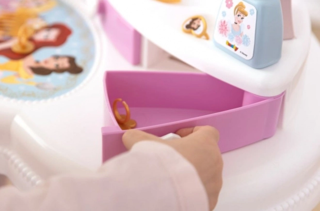 Plus de 10 accessoires et rangement malin