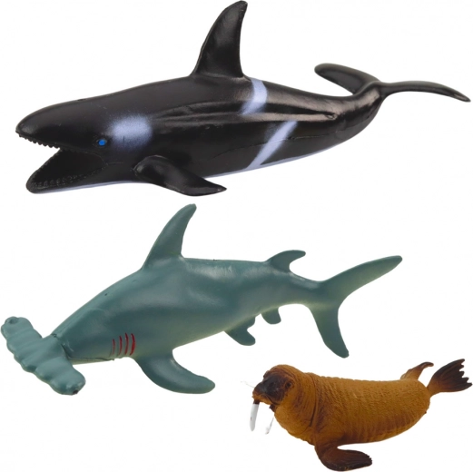 Realistic Plastic Figures