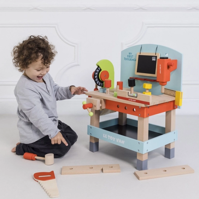 Meine erste Werkbank mit Werkzeug von Le Toy Van