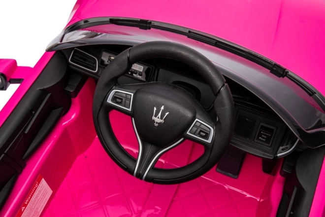 Accu auto Maserati Ghibli roze