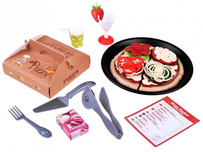 Keukenset voor het bereiden van pizza voor kinderen