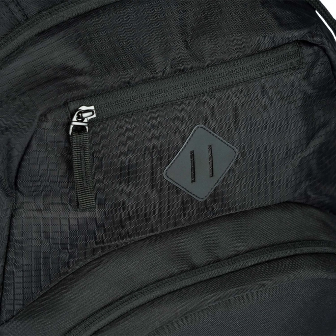 Baagl Set mit drei schwarzen Produkten: Rucksack, Federmäppchen und Beutel