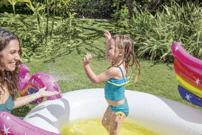 Aufblasbarer Kinderpool in Einhornform