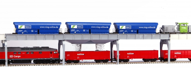 Pont Piko avec déchargement des wagons trémies H0