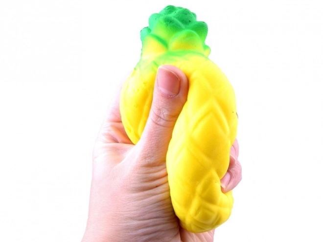 Schuimen gele ananas