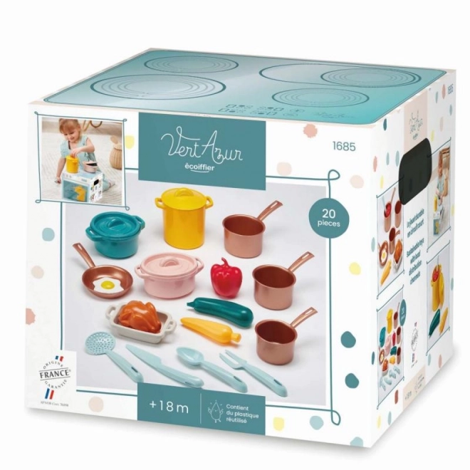 Grande ensemble d'ustensiles de cuisine pour enfants et aliments