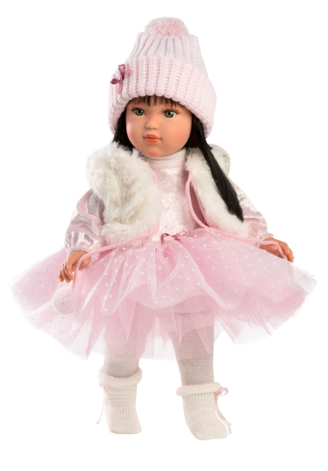 Fashionable clothing for a doll