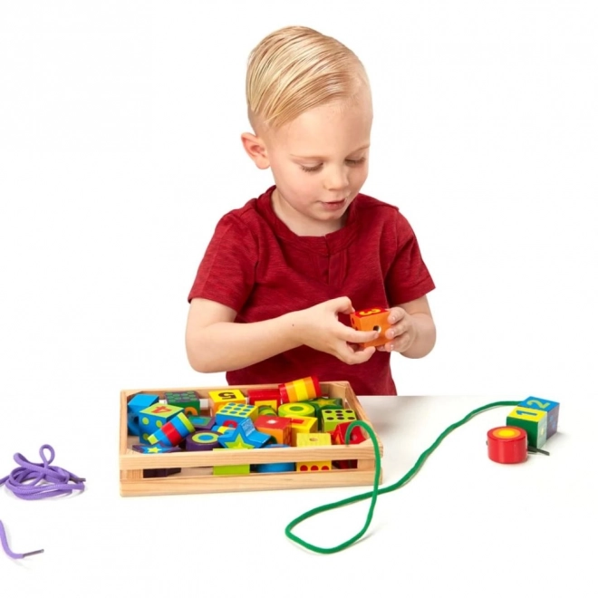 Große Perlen zum Auffädeln für Kinder