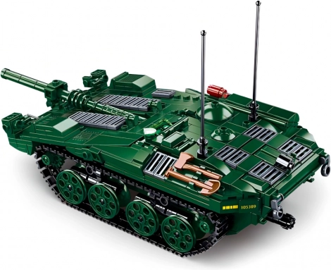 Realistisch model van de iconische STRV 103 tank