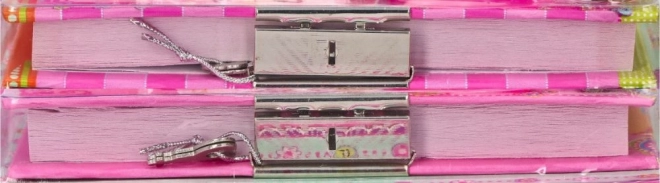 Memory book with lock "Friends Forever"