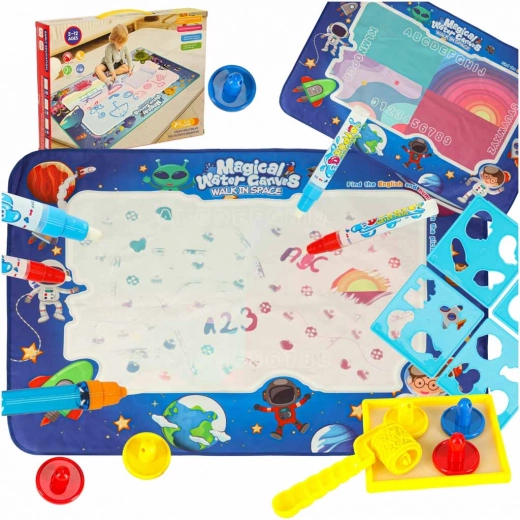 Tapis de dessin à l’eau avec motifs spatiaux et outils créatifs pour enfants