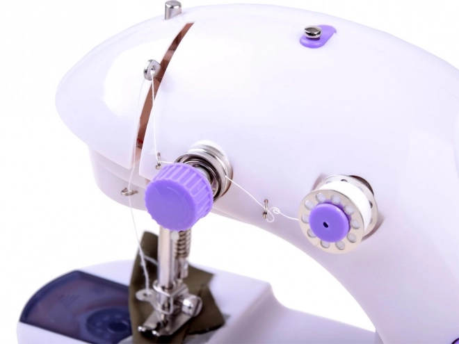 Machine à coudre mini avec pédale et table