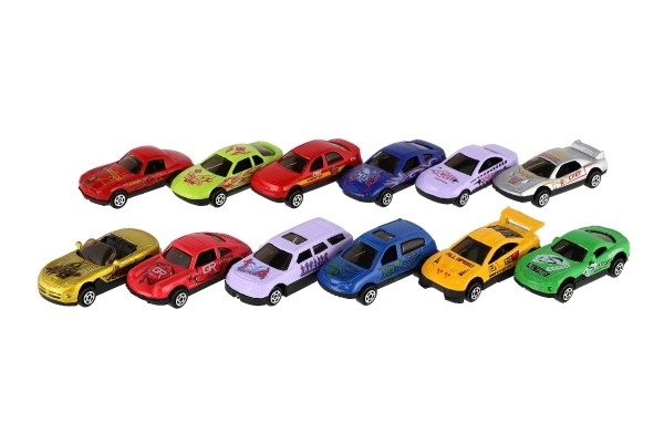 Voiture en métal 7cm dans une boîte