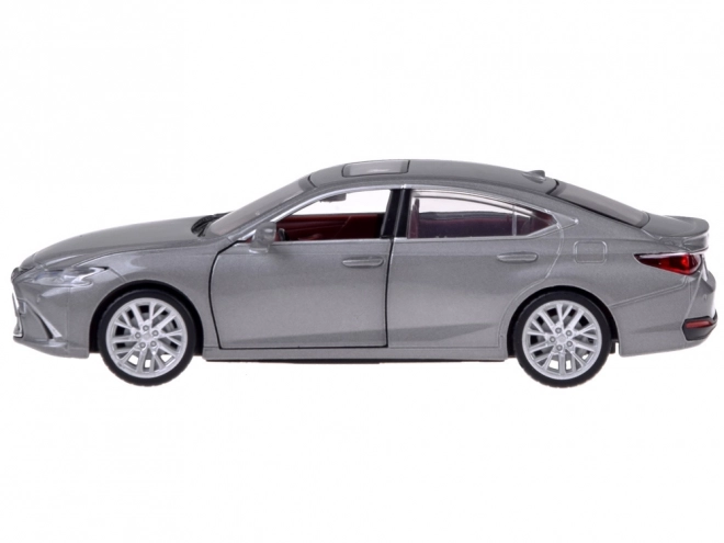 Modèle de voiture Lexus ES300h 1:35 avec éclairage et son