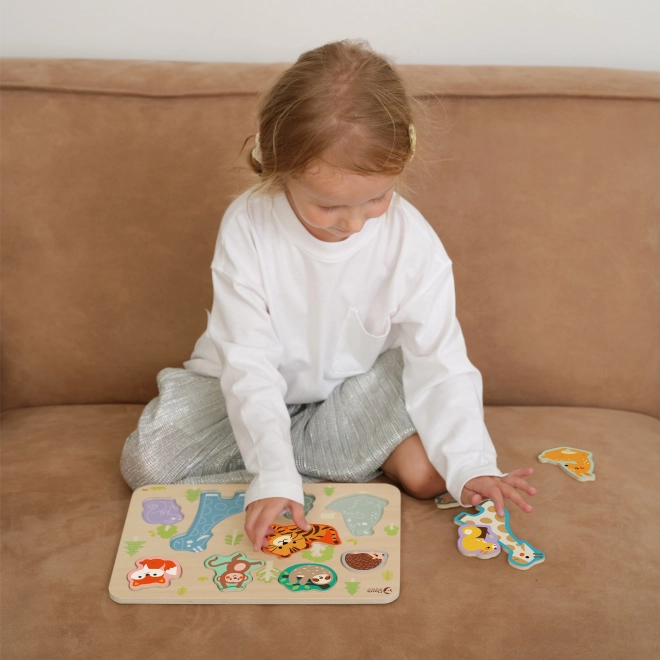 Puzzle en bois avec animaux