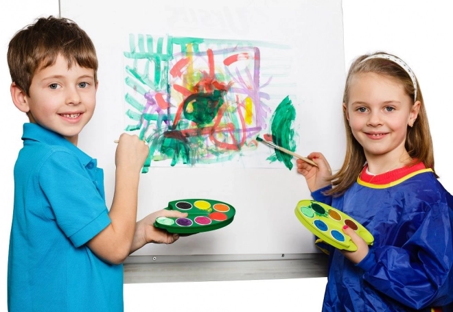 Waterverf met palet en penselen voor kinderen
