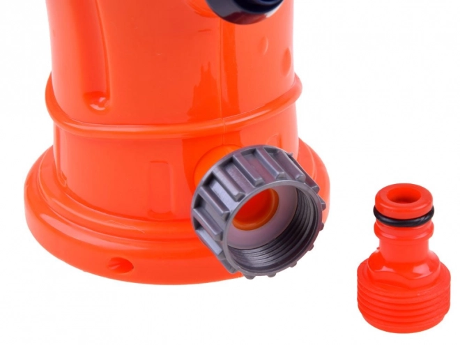 Tuinbrandkraan als speelgoed met sproeier