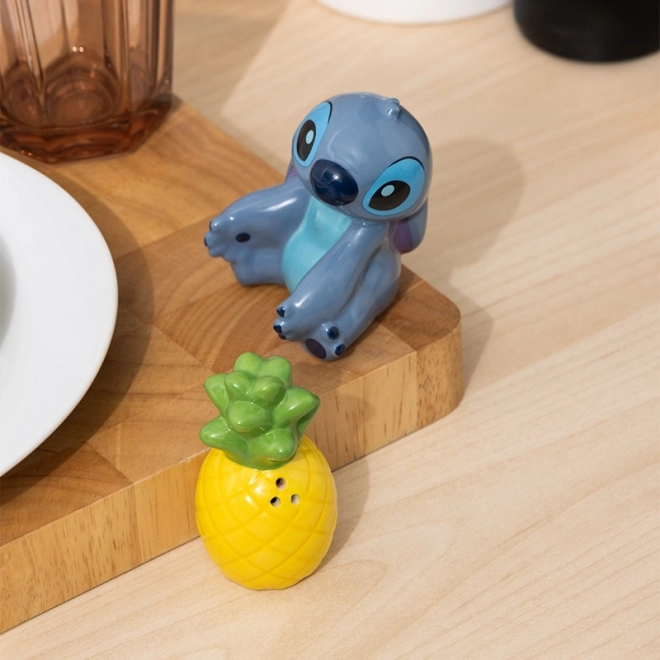 Satz Salz- und Pfefferstreuer Stitch