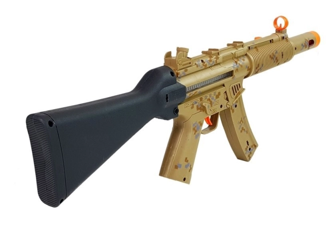 Set van militaire wapens Twee pistolen Koptelefoon Fluitje