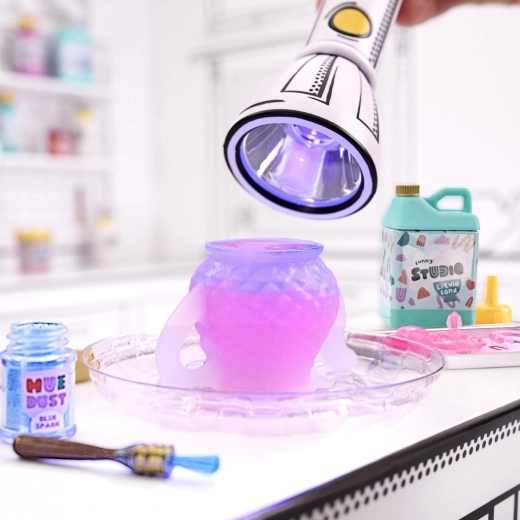 DIY crafting with effects and light curing