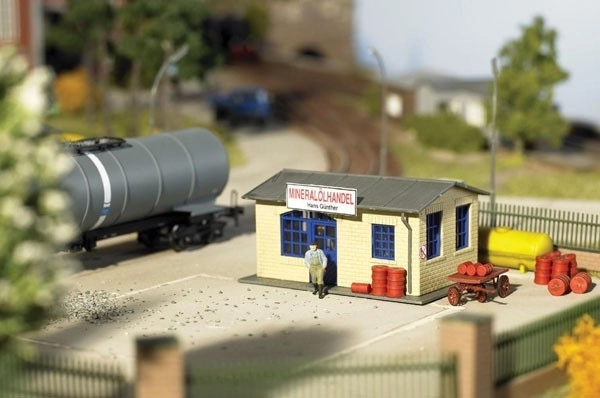 Piko Hobby oliewinkel Günther – bouwpakket H0