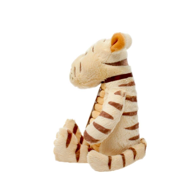 Lightweight and just right for little hands
