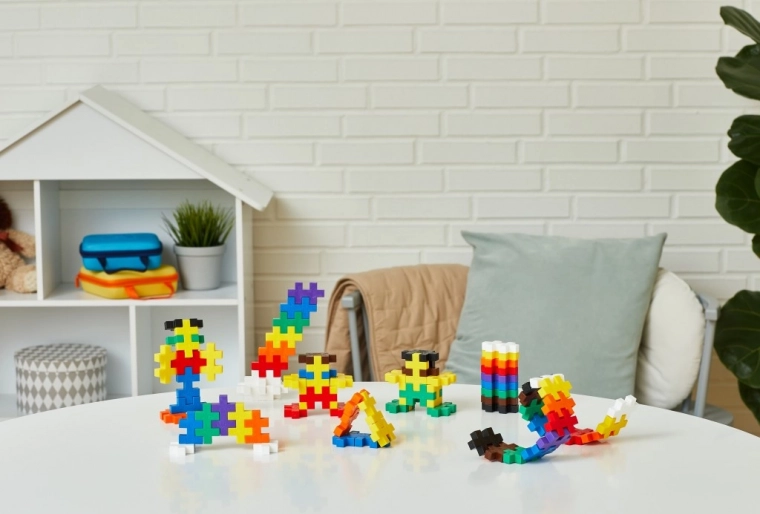2D and 3D building for hours of fun