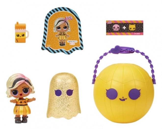 Unique doll features