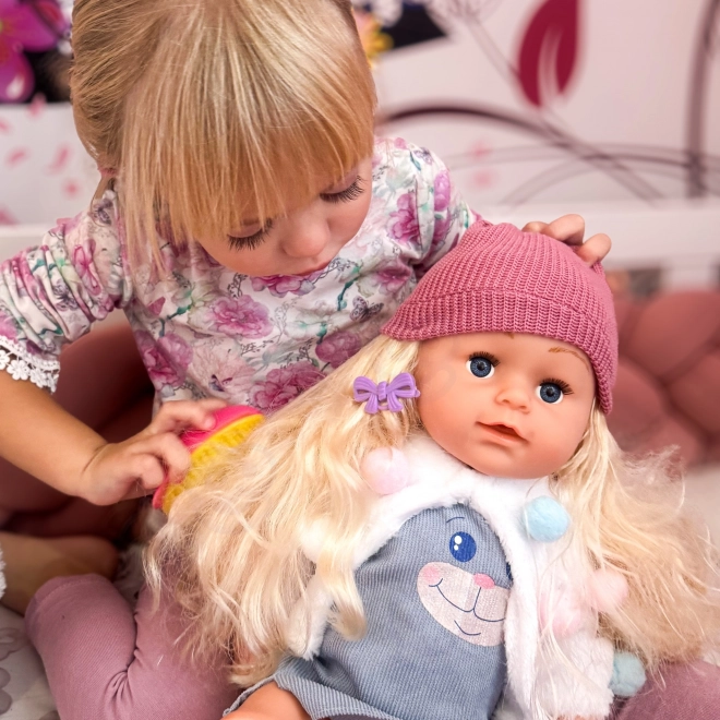 Poupée interactive Zosia avec bonnet 43 cm avec accessoires