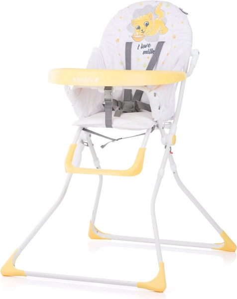 Spacious tray and comfortable seat