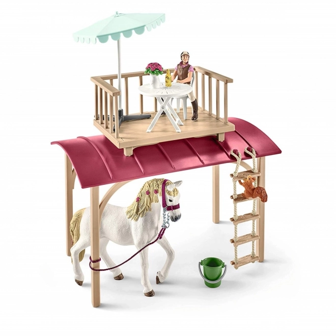 Meeting Trailer for Horse Club Enthusiasts