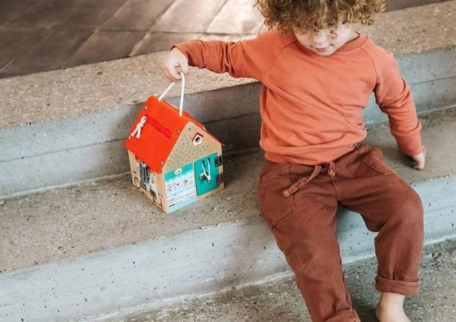 Lilliputiens – houten huisje met sloten