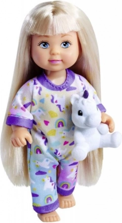 Adorable pyjama aux motifs féeriques