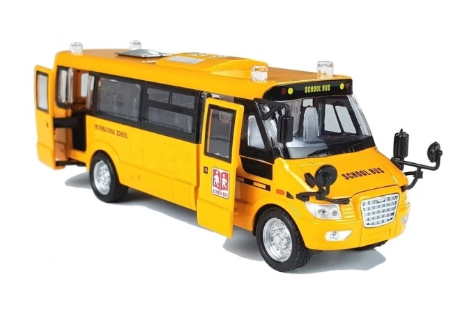 Metall Schulbus mit Aufziehmotor