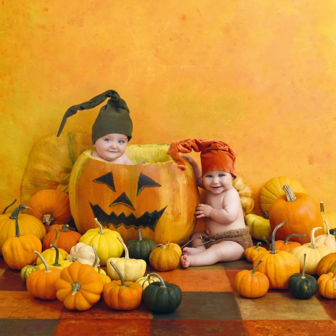 Notitiekalender Babies – Věra Zlevorová 2025, 30 × 30 cm