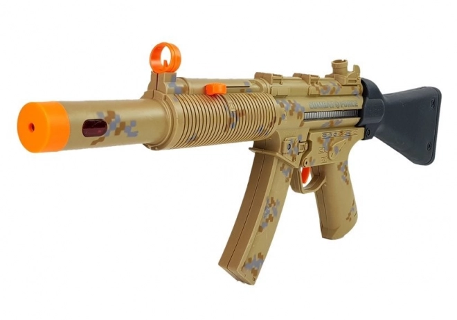 Set van militaire wapens Twee pistolen Koptelefoon Fluitje