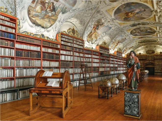 Puzzle Theological Hall – historic library, 2000 pieces