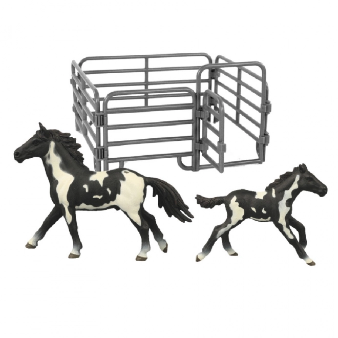 Set of Horses with Enclosure Black-and-White