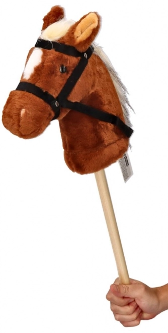 Scharlakenrode hobby paard op stok - lichtbruin