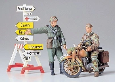 Plastic model German Motorcycle Orderly Set