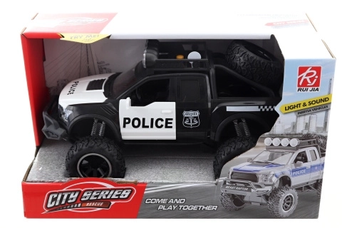 Polizeiauto mit Batterien und Schwungrad