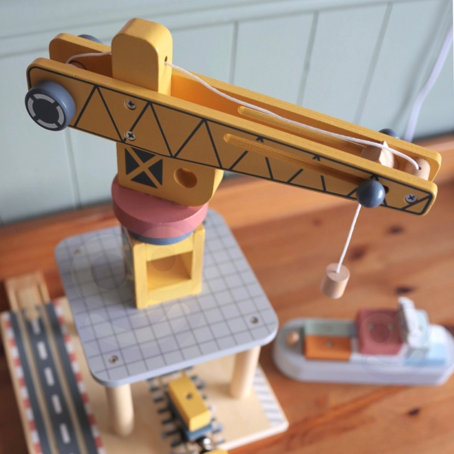 Tooky Toy Wooden Port Crane Set