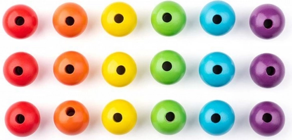 Grote kralen voor kleine handjes