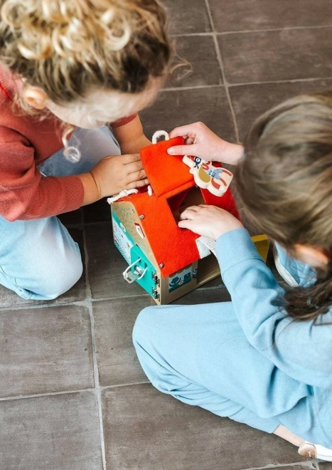 Lilliputiens – houten huisje met sloten