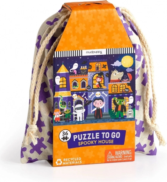 Puzzle Maison Hantée de Mudpuppy dans un sac en tissu